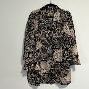 Penningtons Button Down Blouse Ruffle Sleeves Size 18 Black and Gold